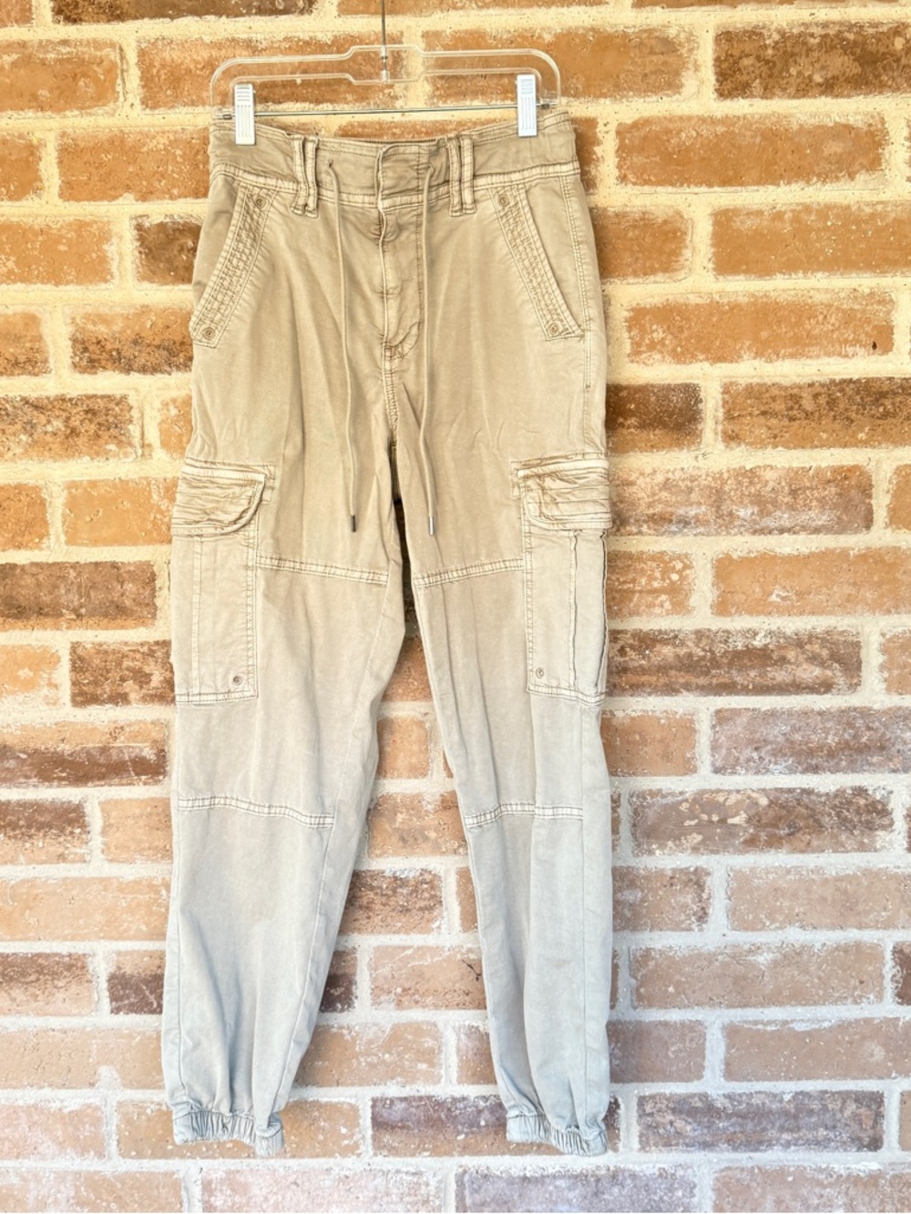 American Eagle Outfitters Tan Straight-Leg Cargo Pants